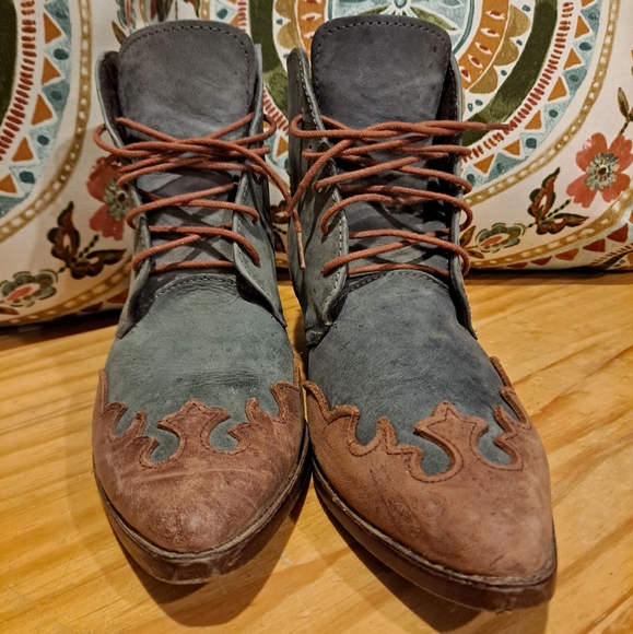 Vintage Spiegel Blue Leather Lace Up Pointed Toe Western Ankle Boot Womens 7.5 - Picture 6 of 10